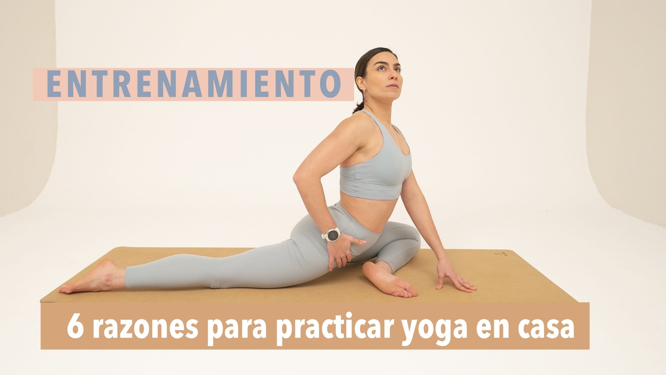 ana fuertafit entrenar yoga en casa